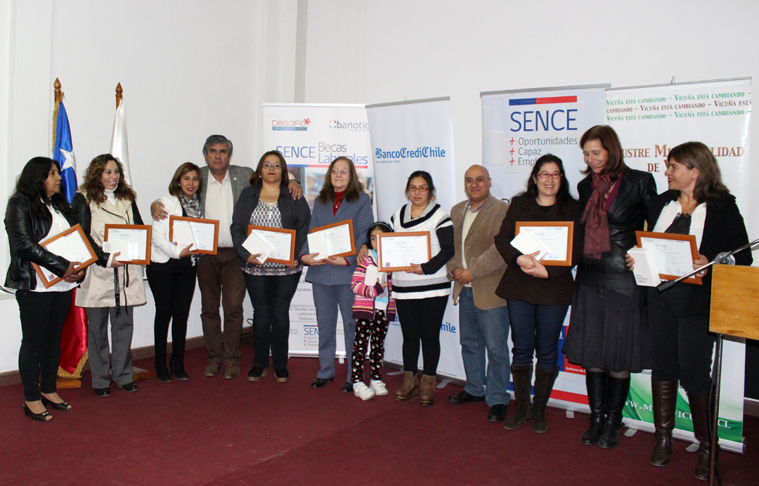 Photo of 21 emprendedores de Vicuña se certificaron en temas financieros y motivacionales