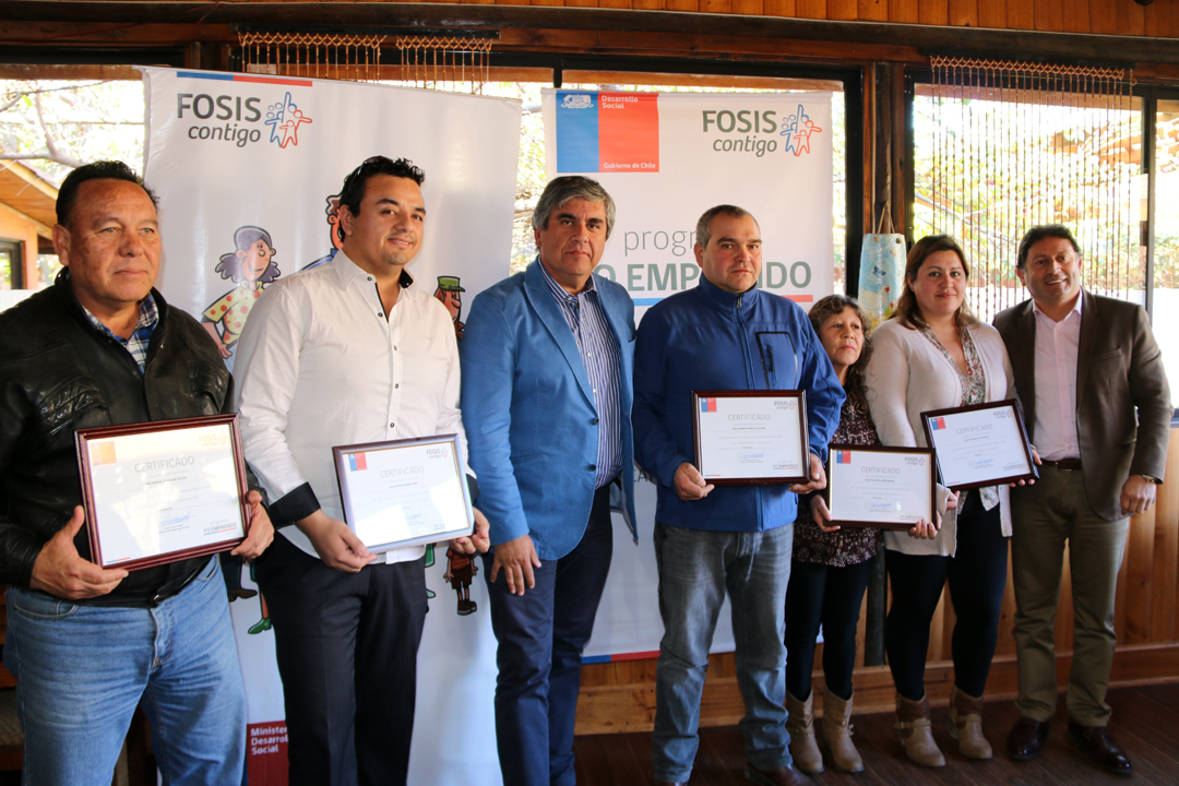 Photo of Ex trabajadores de Linderos reciben fondos de emprendimientos a través del FOSIS