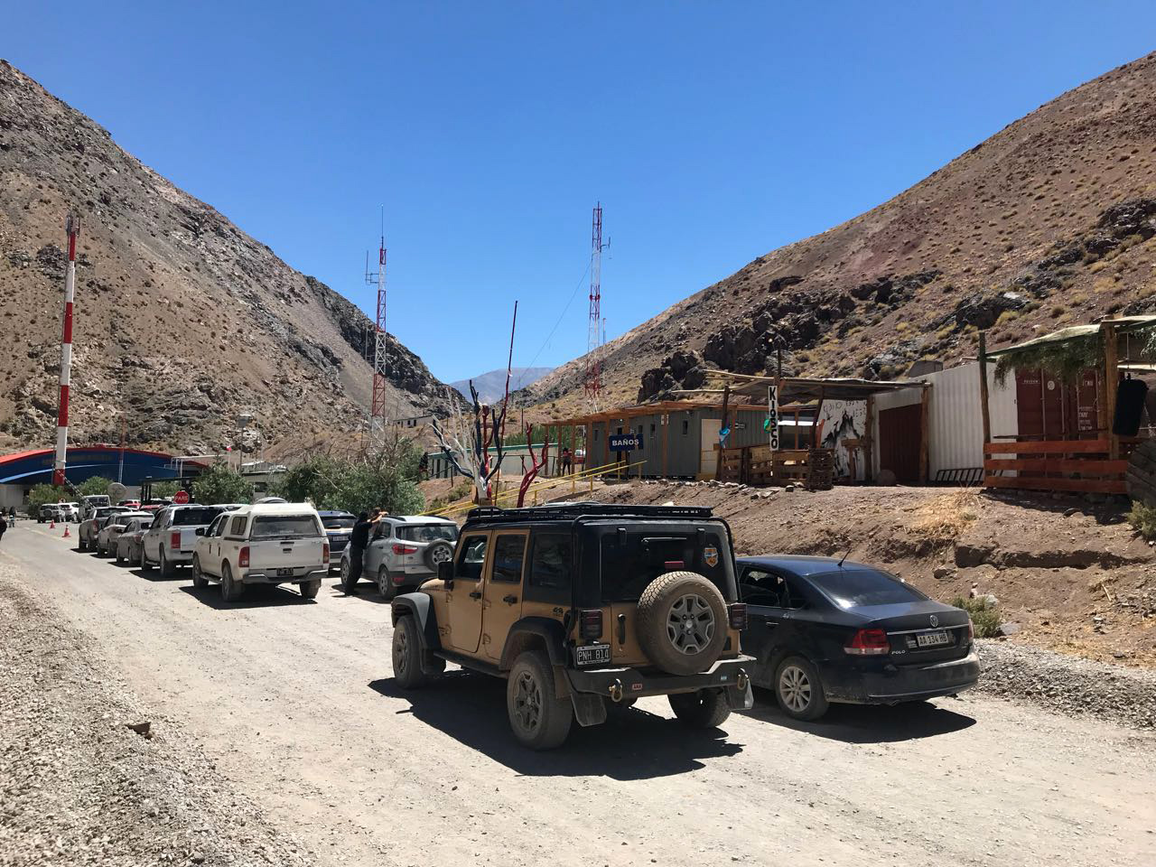 Photo of Turistas y autoridades trasandinas valoran estado de la ruta internacional en el Paso Agua Negra