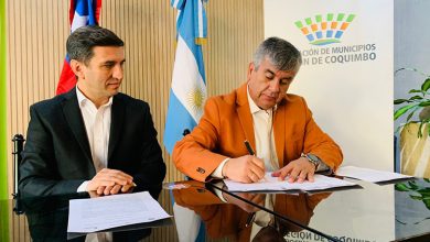 Photo of Vicuña firma convenio de colaboración con el departamento de San Martín en Argentina